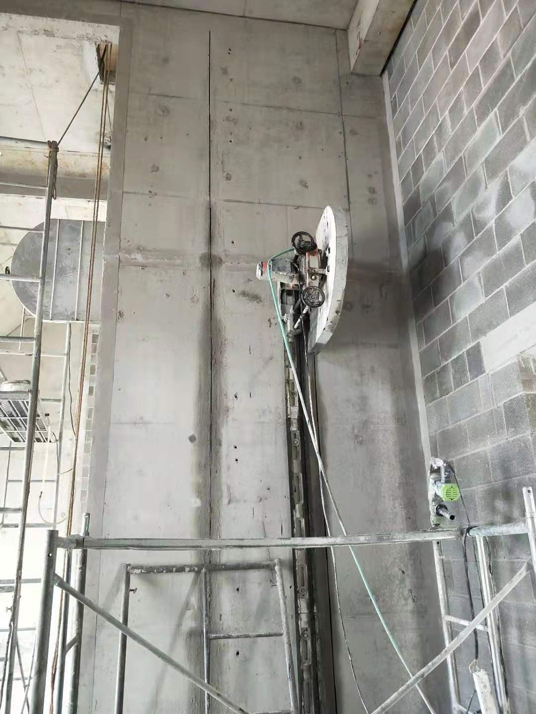 混凝土切割拆除,墻體切割拆除